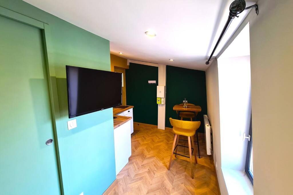 Le Cocon Valenciennois - Hypercentre - Netflix - Toutes Chaines Tv - Vieux Valenciennes Διαμέρισμα Εξωτερικό φωτογραφία